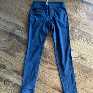 Lululemon Navy skinny dress pant size 4